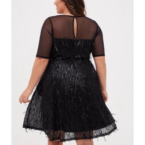 Torrid Illusion Sleeve Skater Dress Sequin Fringe Black Flapper Midi Size 28 - Picture 4 of 15
